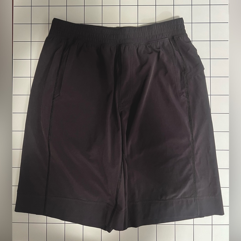 lululemon Men's Pace Breaker Shorts